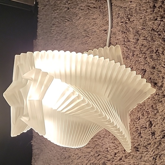 Scentsy  Glass "Star" Warmer - Picture 1 of 5